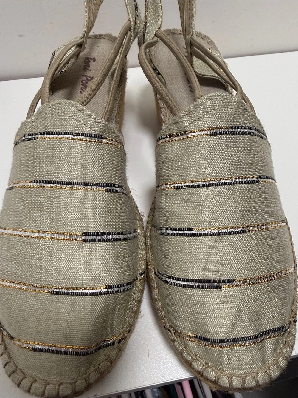 Espadrille Slingback Wedge in Light green with Metallic Stripes, elastic straps